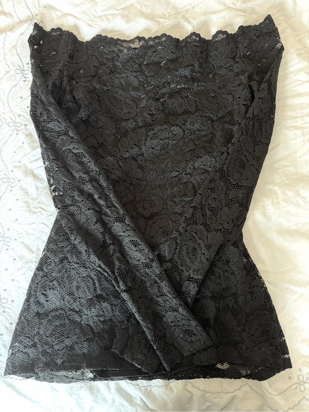 Black Lace Off-Shoulder Long Sleeve Top